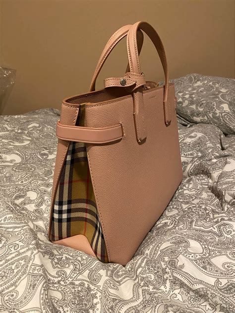 Burberry Handbags in Calgary, Alberta 